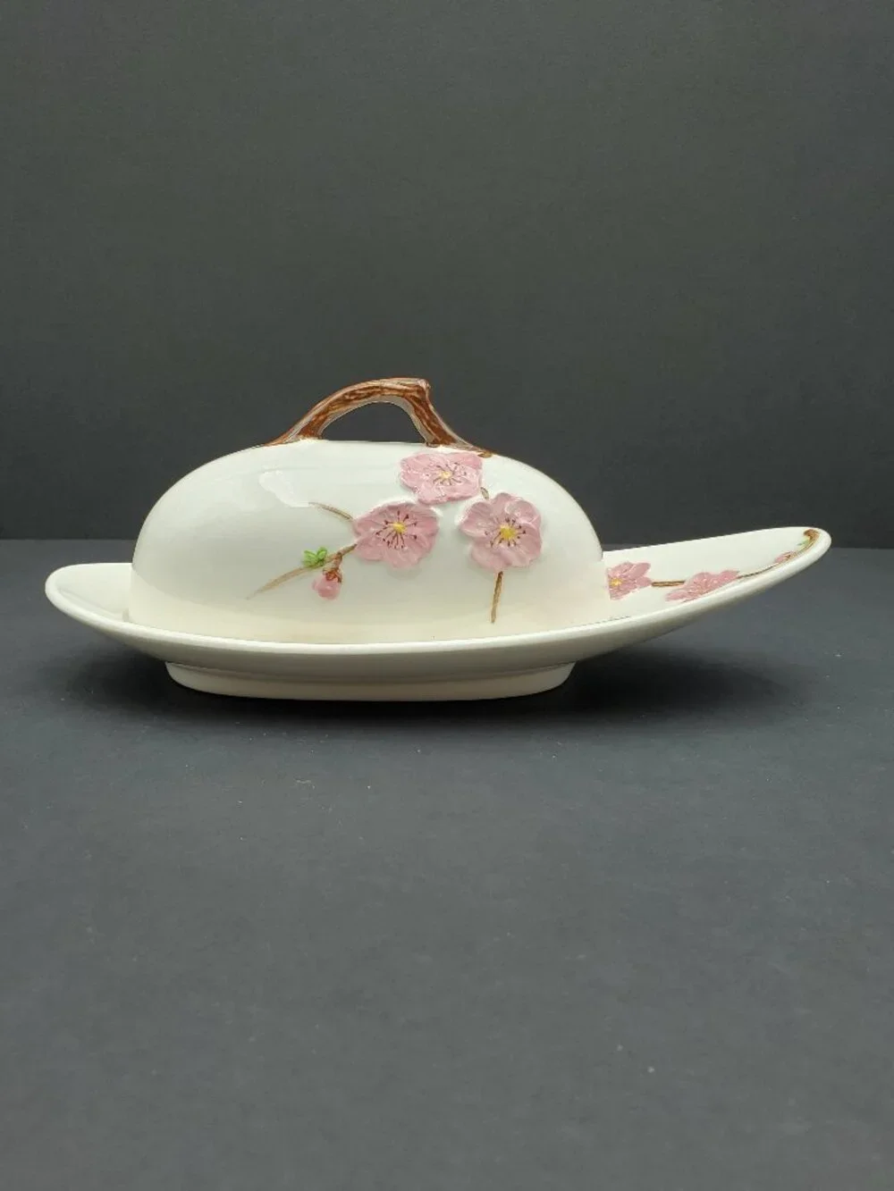 Metlox Peach Blossom Poppytrail Vernon Covered Butter Dish Lidded Butter Keeper